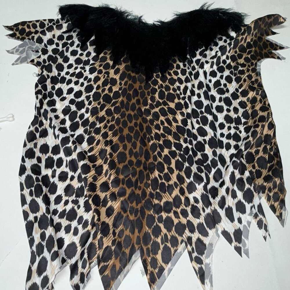 Cave Woman Costume Size Adult Size Standard Rubie's Tunic Skirt Bone Necklace - Picture 3 of 7